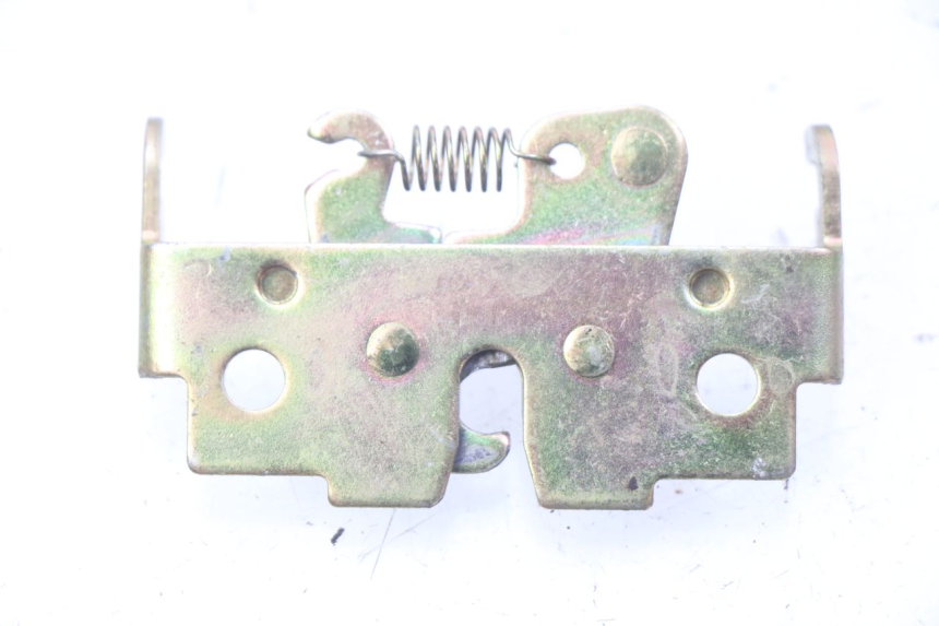 photo de SITZBANKSCHLOSS PEUGEOT VIVACITY NEW 4T 50 (2008 - 2017)