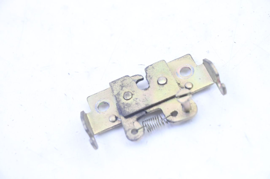 photo de SITZBANKSCHLOSS PEUGEOT VIVACITY NEW 4T 50 (2008 - 2017)