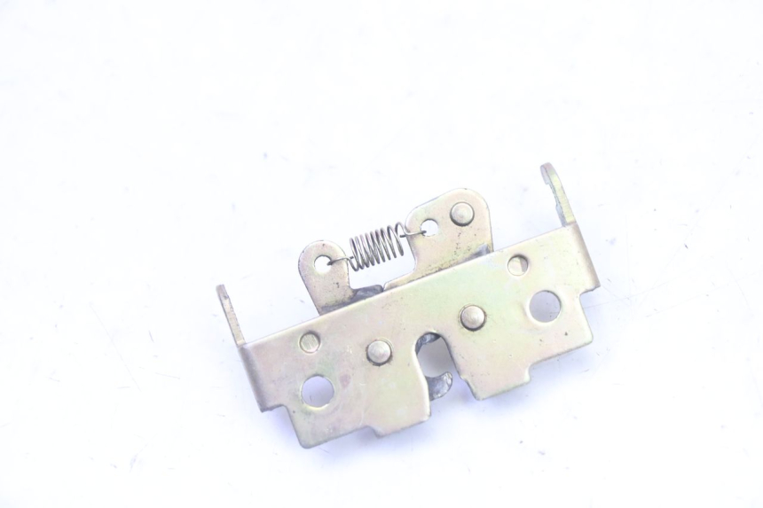 photo de SITZBANKSCHLOSS PEUGEOT VIVACITY NEW 4T 50 (2008 - 2017)