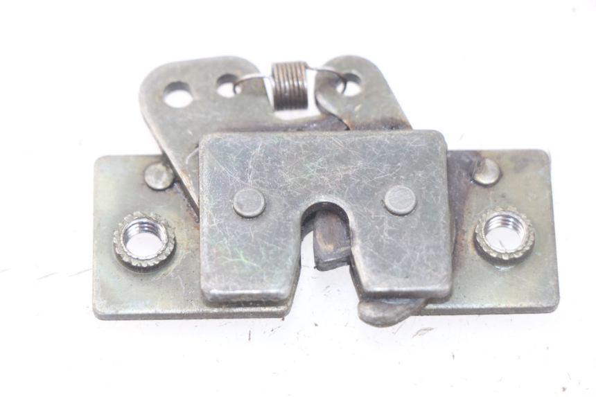 photo de SITZSCHLOSS PEUGEOT VIVACITY 100 (1999 - 2008)