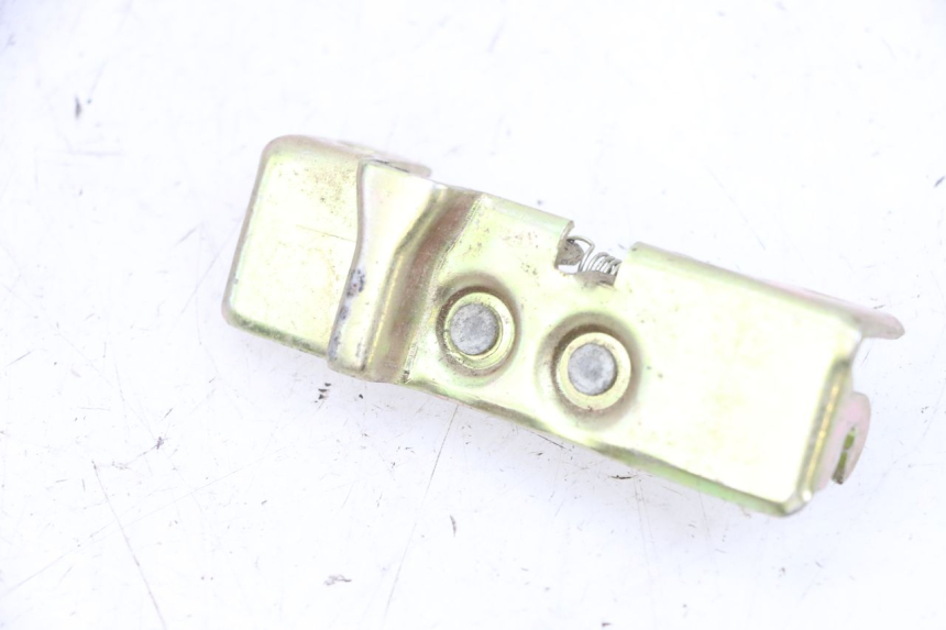 photo de SITZBANKSCHLOSS DAELIM VJ ROADWIN FI 125 (2008 - 2017) - Detailansicht des Bauteils