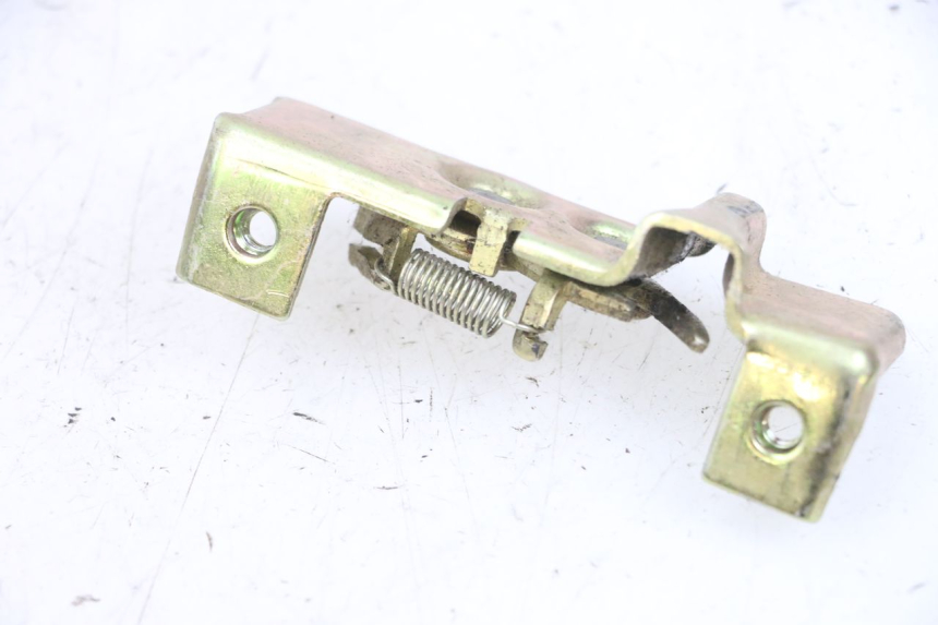 photo de SITZBANKSCHLOSS DAELIM VJ ROADWIN FI 125 (2008 - 2017) - Zoom auf Gebrauchszustand