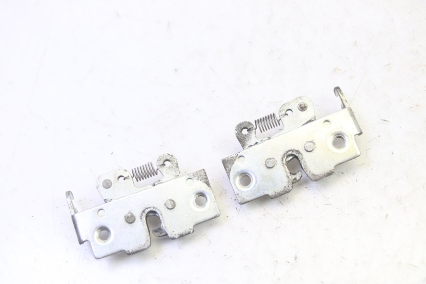 photo de SITZBANKSCHLOSS YAMAHA X-MAX XMAX 250 (2006 - 2009)