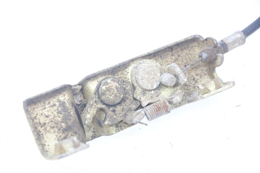 photo de SITZBANKSCHLOSS YIYING YY50QT-10 50 (2007 - 2022)