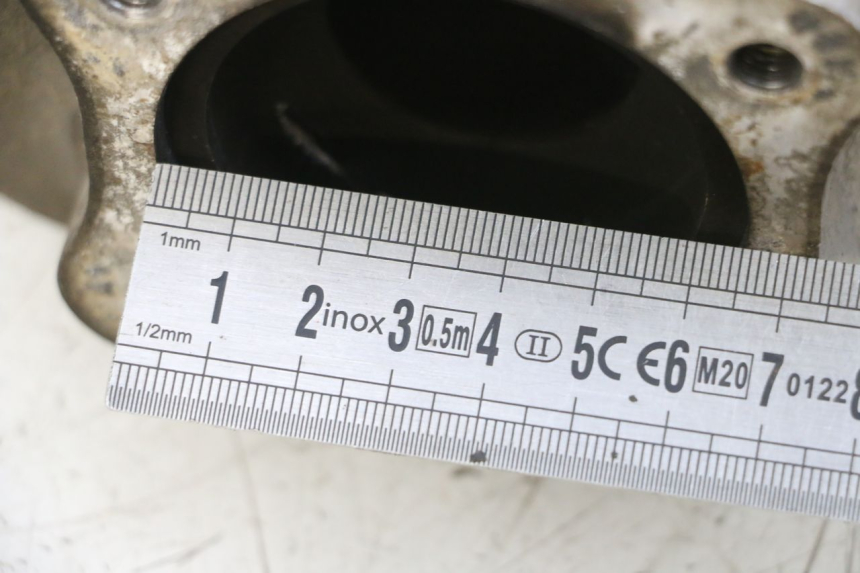 photo de SCHALLDÄMPFER SUZUKI GSXR GSX-R 1000 (2003 - 2004) - Details der Befestigungspunkte