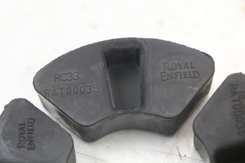 photo de KETTENRAD SILENTBLOCK ROYAL ENFIELD CONTINENTAL GT 650 (2019 - 2024)