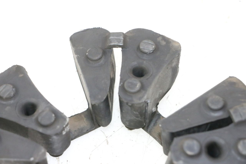 photo de KETTENRAD SILENTBLOCK TRIUMPH SPRINT 900 (1995 - 1998)