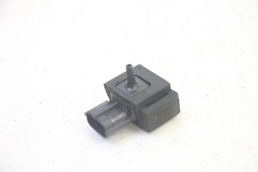 photo de LUFTDRUCKSENSOR SUZUKI BURGMAN 125 (2007 - 2014) - Detailansicht des Bauteils