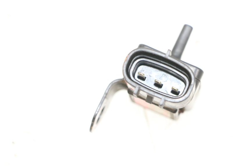 photo de LUFTDRUCKSENSOR SUZUKI GSXR GSX-R 1000 (2003 - 2004) - Alternative Perspektive