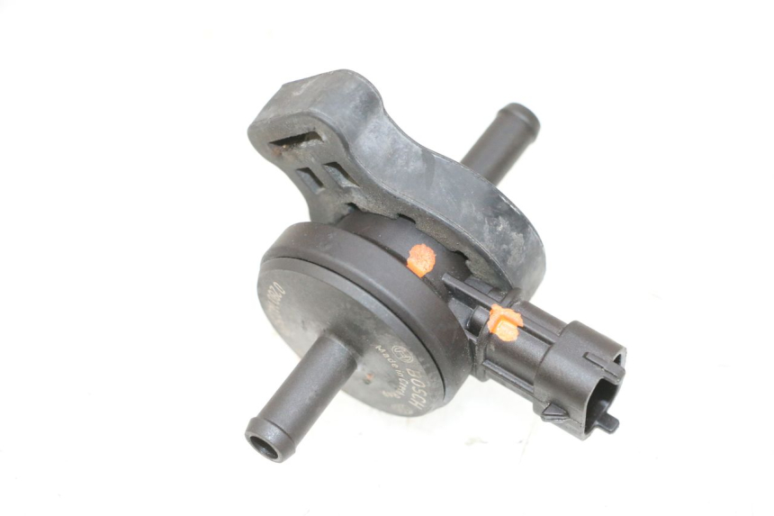 photo de LUFTDRUCKSENSOR PIAGGIO MP3 HPE 300 (2019 - 2026) - Zoom auf Gebrauchszustand