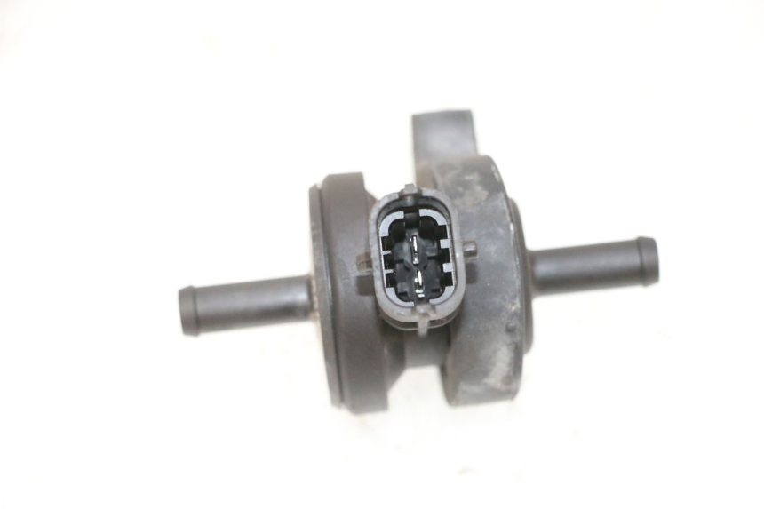 photo de LUFTDRUCKSENSOR PIAGGIO MP3 HPE 300 (2019 - 2026) - Alternative Perspektive