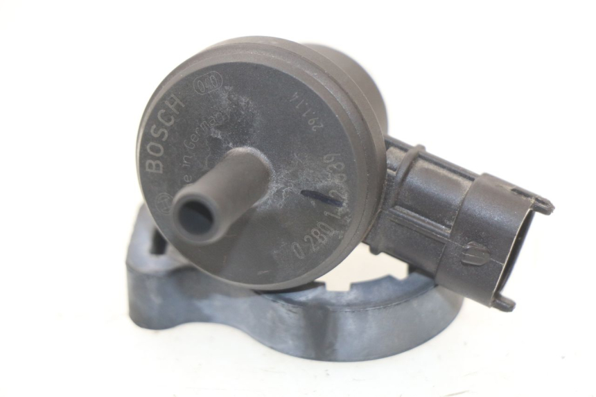 photo de LUFTDRUCKSENSOR PIAGGIO PRIMAVERA 125 (2013 - 2021) - Detailansicht des Bauteils