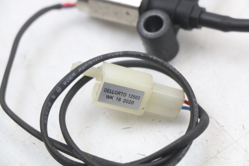 photo de LUFTDRUCKSENSOR VASTRO STREET X 4T 50 (2016 - 2021)