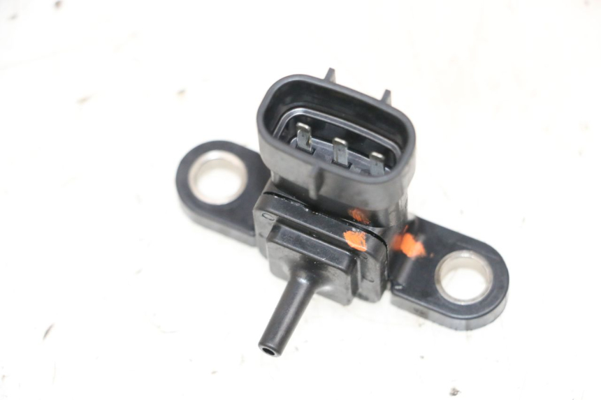 photo de LUFTDRUCKSENSOR YAMAHA XMAX X-MAX 125 (2006 - 2009) - Zoom auf Gebrauchszustand