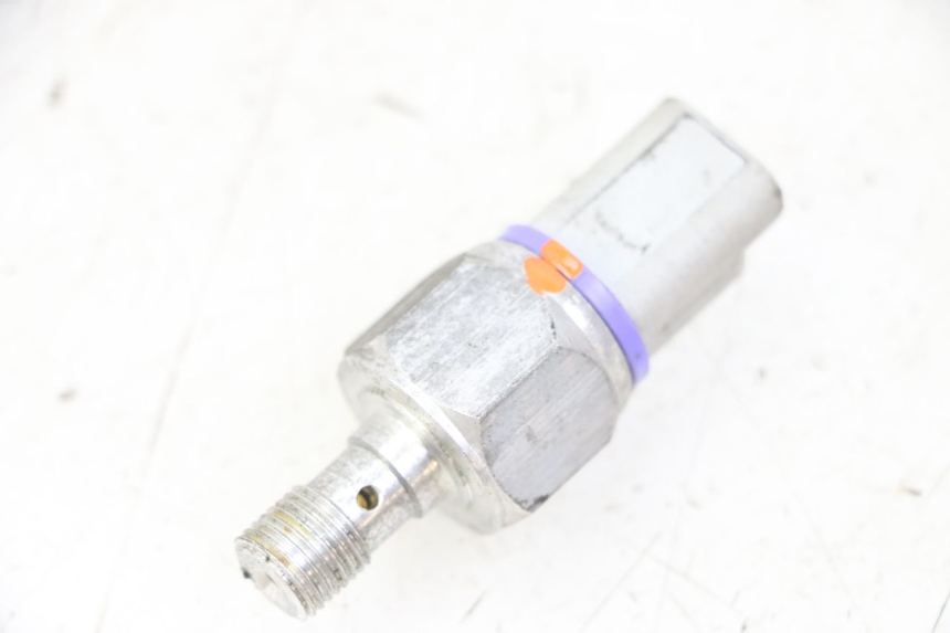 photo de BREMS Ã–LDRUCKSENSOR PIAGGIO IE MP3 YOURBAN 300 (2011 - 2016)