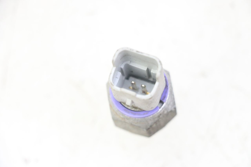 photo de BREMS Ã–LDRUCKSENSOR PIAGGIO IE MP3 YOURBAN 300 (2011 - 2016)
