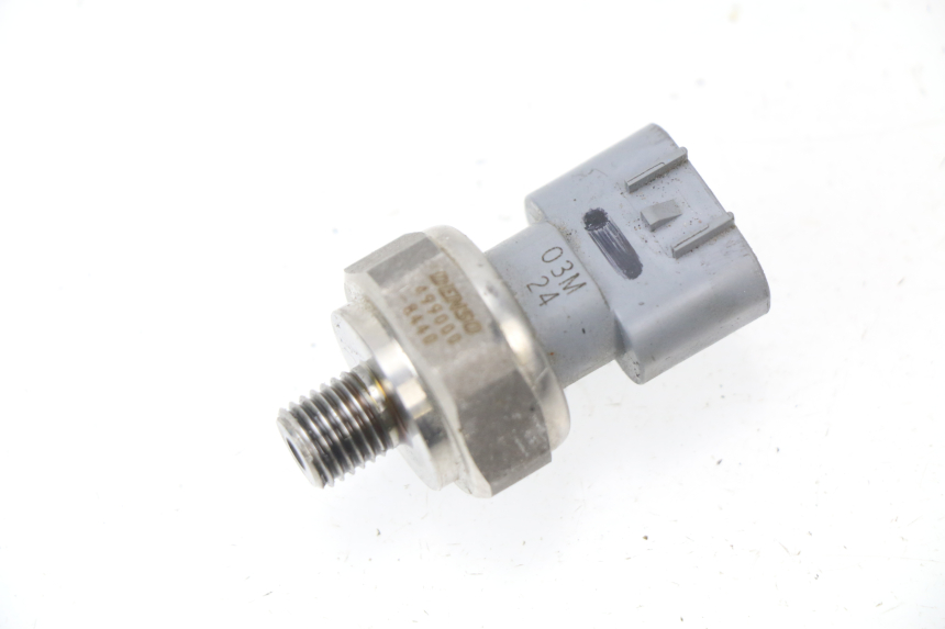 photo de ÖLDRUCKSENSOR HONDA VFR F 1200 (2010 - 2015)