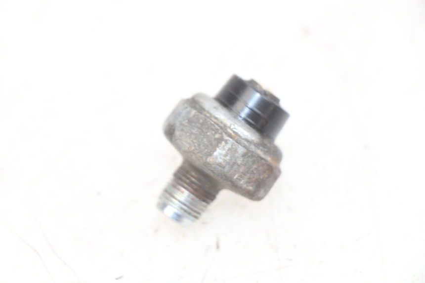 photo de ÖLDRUCKSENSOR SUZUKI BURGMAN 650 (2002 - 2004)