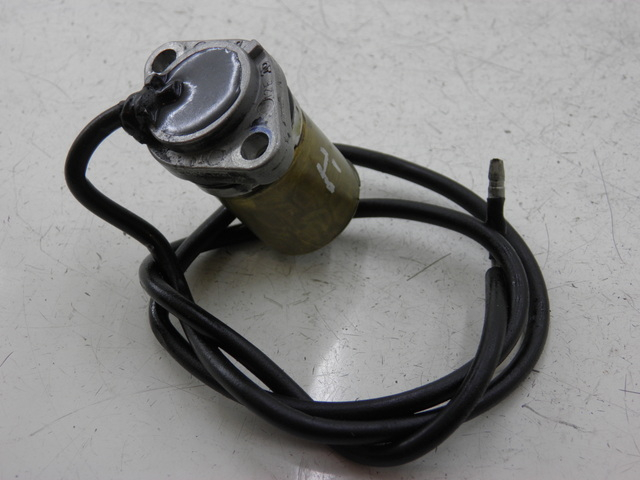 photo de ÖLDRUCKSENSOR YAMAHA FJR 1300 (2004 - 2005)