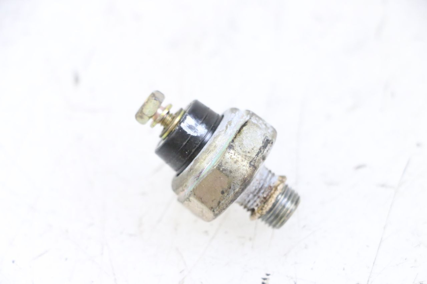 photo de ÖLDRUCKSENSOR KAWASAKI ZR 7 750 (1999 - 2001) - Hauptansicht