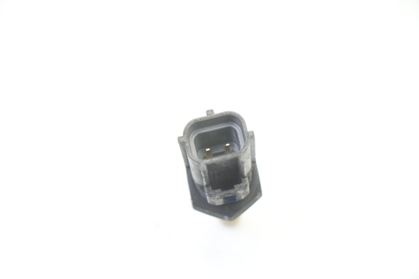 photo de WASSERTEMPERATURSENSOR SUZUKI BURGMAN 125 (2007 - 2014)