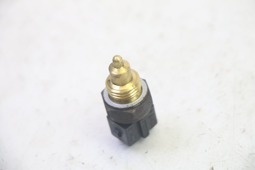 photo de WASSERTEMPERATURSENSOR BMW R RT ABS 1200 (2010 - 2014) - Alternative Perspektive