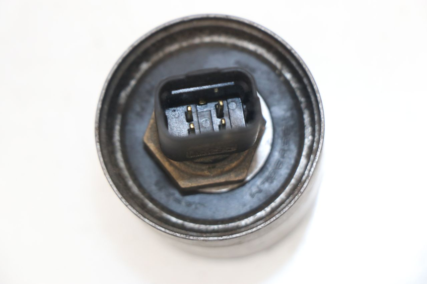 photo de WASSERTEMPERATUR SENSOR PIAGGIO X8 400 (2006 - 2007)