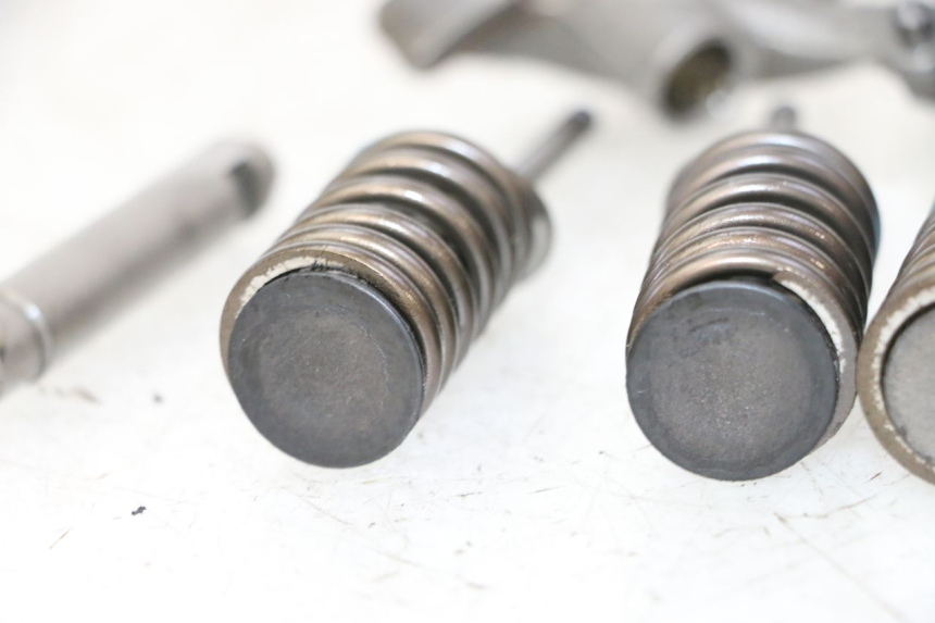 photo de EINLASSVENTIL  SUZUKI BURGMAN 125 (2007 - 2014)