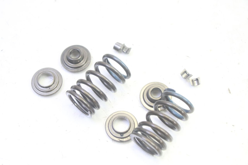 photo de EINLASSVENTIL  SUZUKI BURGMAN 125 (2007 - 2014) - Alternative Perspektive