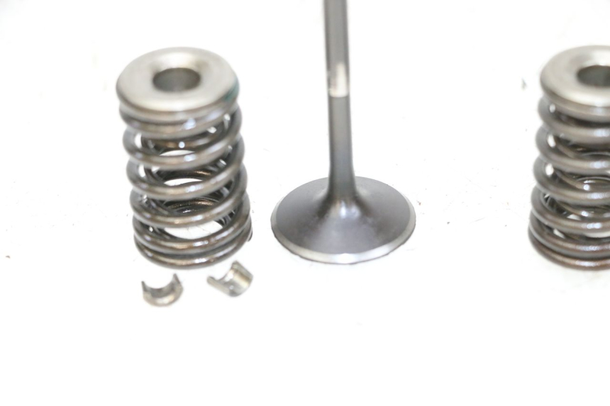 photo de EINLASSVENTIL  KYMCO LIKE 125 (2009 - 2016) - Geprüftes Gebrauchtteil