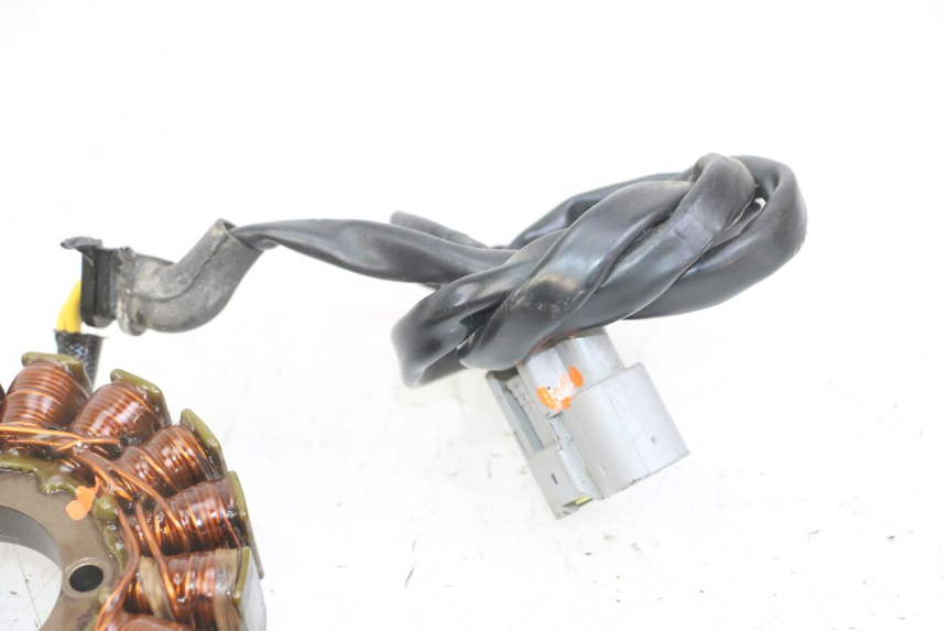 photo de LICHTMASCHINE HONDA CB R 1000 (2018 - 2023)