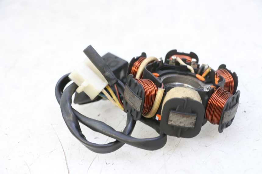 photo de LICHTMASCHINE PEUGEOT CITYSTAR 50 (2013 - 2017)