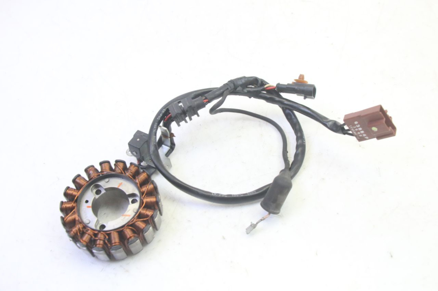 photo de STATOR PIAGGIO MP3 RL 250 (2007 - 2010) - Hauptansicht