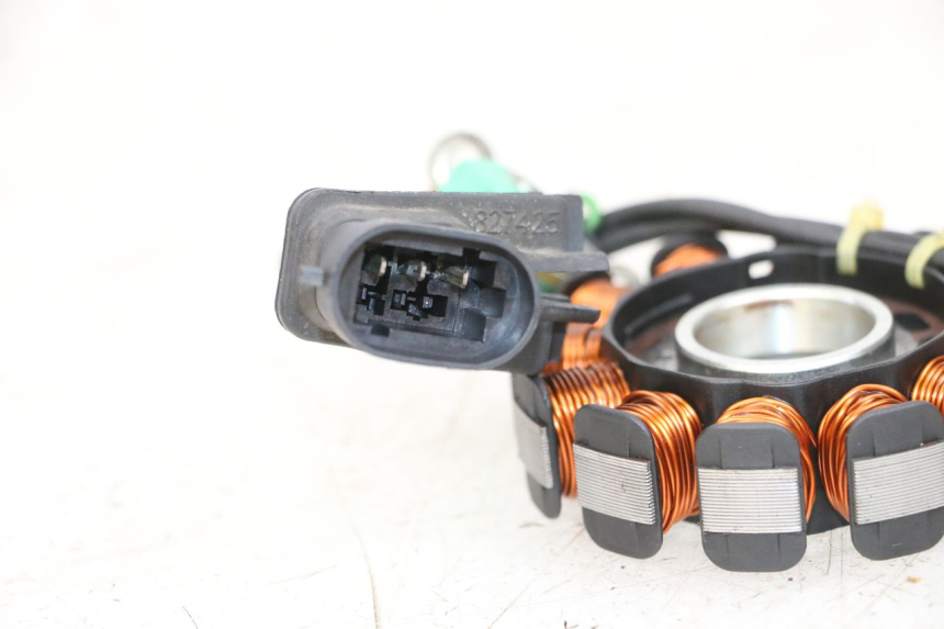 photo de LICHTMASCHINE PIAGGIO NEW TYPHOON 50 (2018 - 2021) - Detailansicht des Bauteils