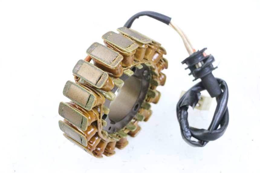photo de LICHTMASCHINE YAMAHA FZ6 FAZER S2 600 (2007 - 2011)