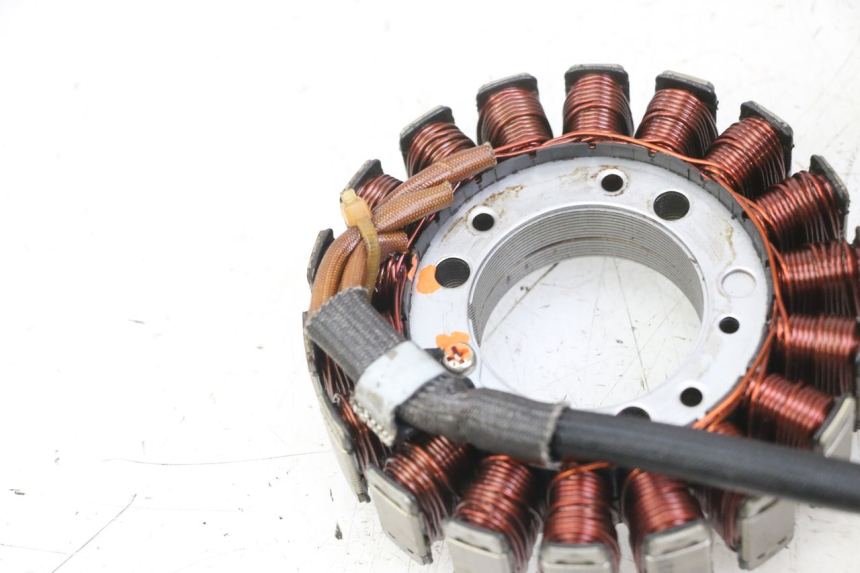 photo de LICHTMASCHINE YAMAHA FZS FAZER 600 (2001 - 2003)