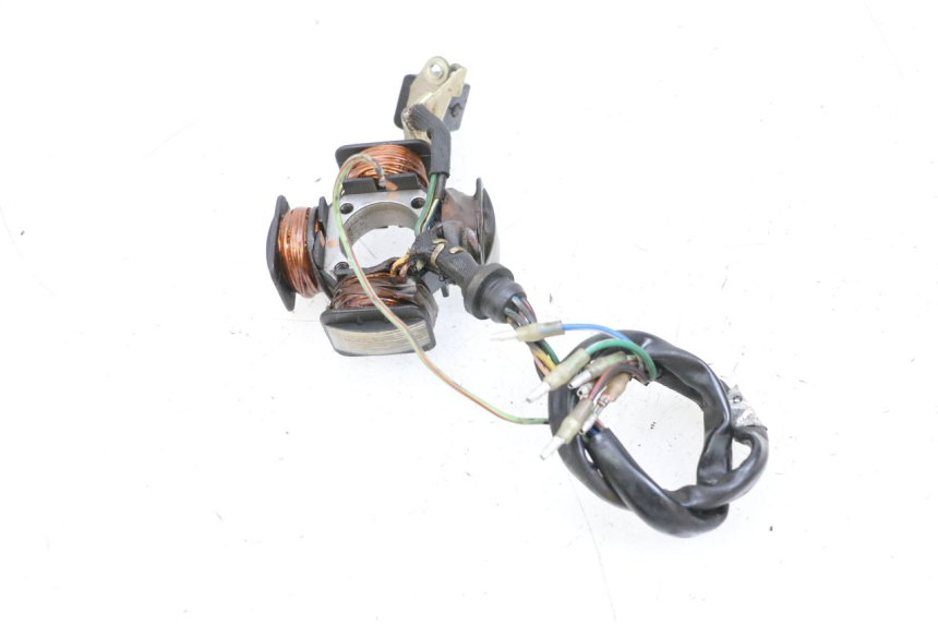 photo de LICHTMASCHINE KYMCO ZING 125 (1997 - 2003) - Oberflächenzustand und Material