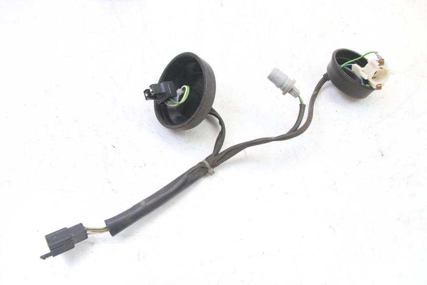 photo de LAMPENFASSUNG PEUGEOT SATELIS COMPRESSOR K15 125 (2006 - 2009)