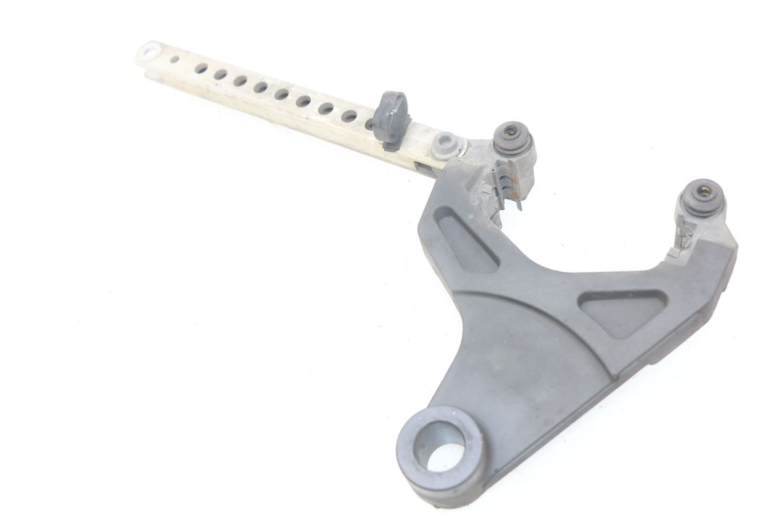 photo de HINTERER BREMSSATTELHALTER YAMAHA FJR ABS 1300 (2016 - 2020)