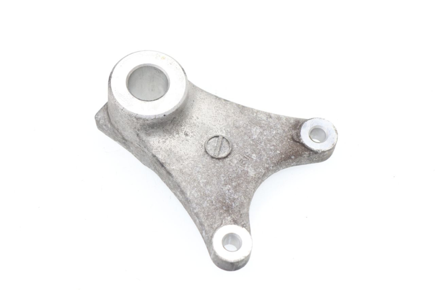 photo de HINTERER BREMSSATTELHALTER SUZUKI GSF S BANDIT 600 (2000 - 2004)