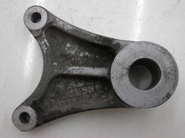 photo de HALTER BREMSZANGE HINTEN SUZUKI GSF N BANDIT 600 (1996 - 1999)