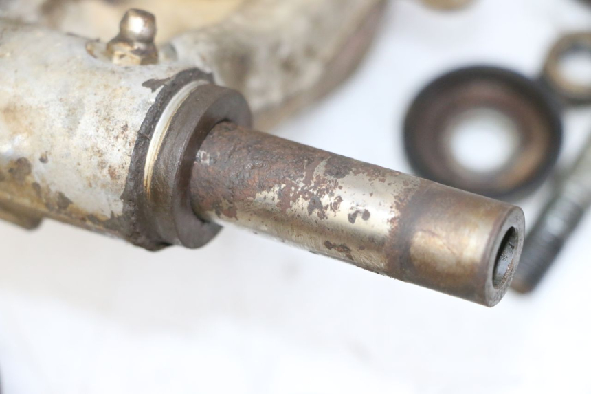 photo de HALTER BREMSZANGE HINTEN YAMAHA YFM GRIZZLY 550 (2008 - 2015)