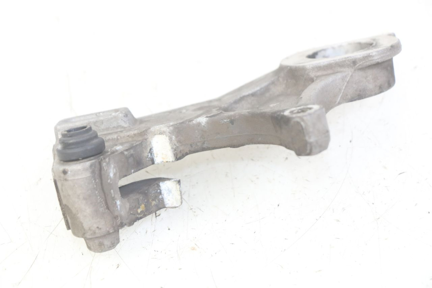 photo de HINTERER BREMSSATTELHALTER YAMAHA YZF R1 1000 (2007 - 2008)