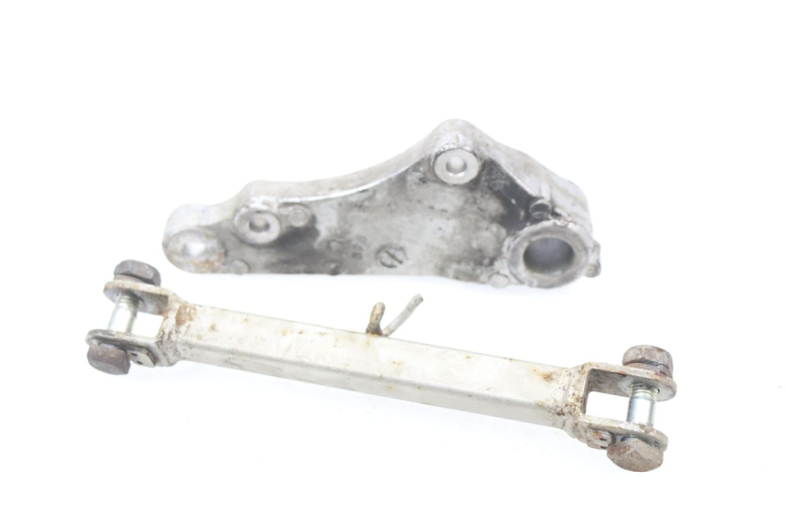 photo de HALTERUNG BREMSSATTEL HINTEN KAWASAKI ZZR 600 (1995 - 2004)