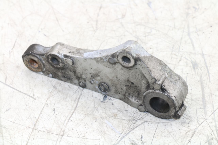 photo de HALTERUNG BREMSSATTEL HINTEN KAWASAKI ZZR 600 (1995 - 2004)