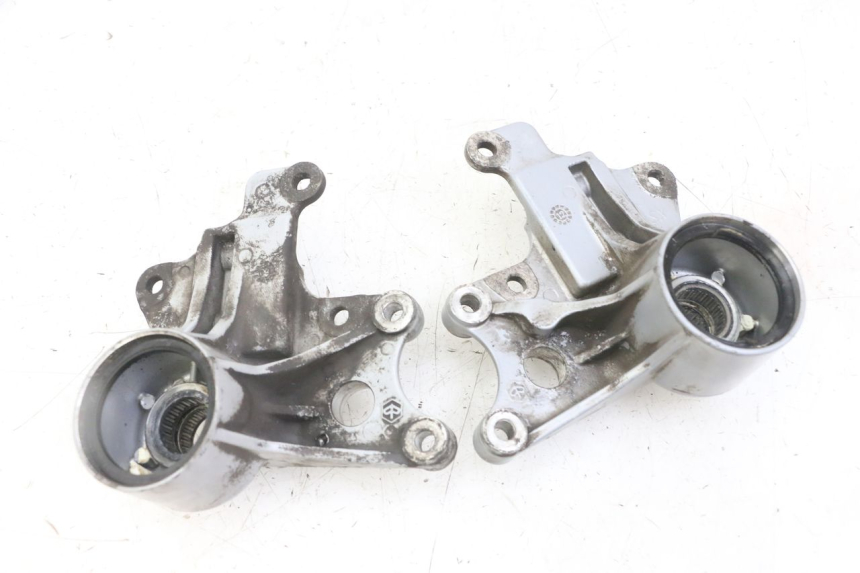 photo de HALTER BREMSZANGE VORNE PIAGGIO IE MP3 YOURBAN 300 (2011 - 2016)