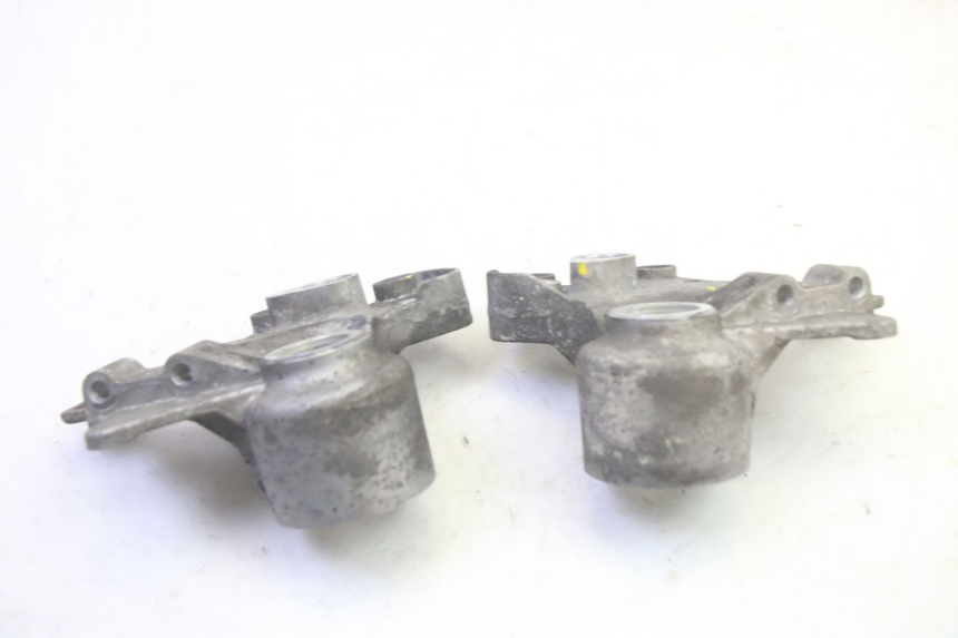 photo de HALTER BREMSZANGE VORNE PIAGGIO MP3 HPE 350 (2018 - 2020) - Detailansicht des Bauteils