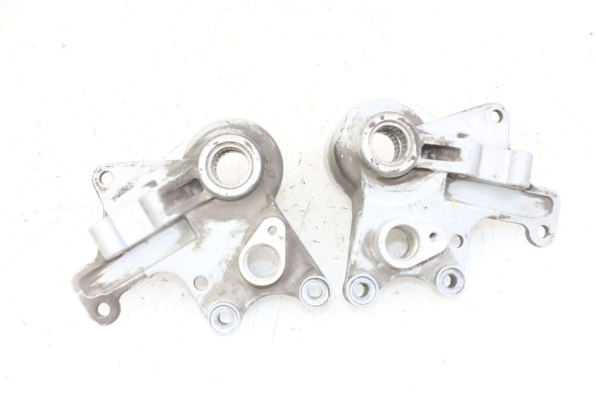 photo de HALTER BREMSZANGE VORNE PIAGGIO MP3 LT 400 (2007 - 2012)