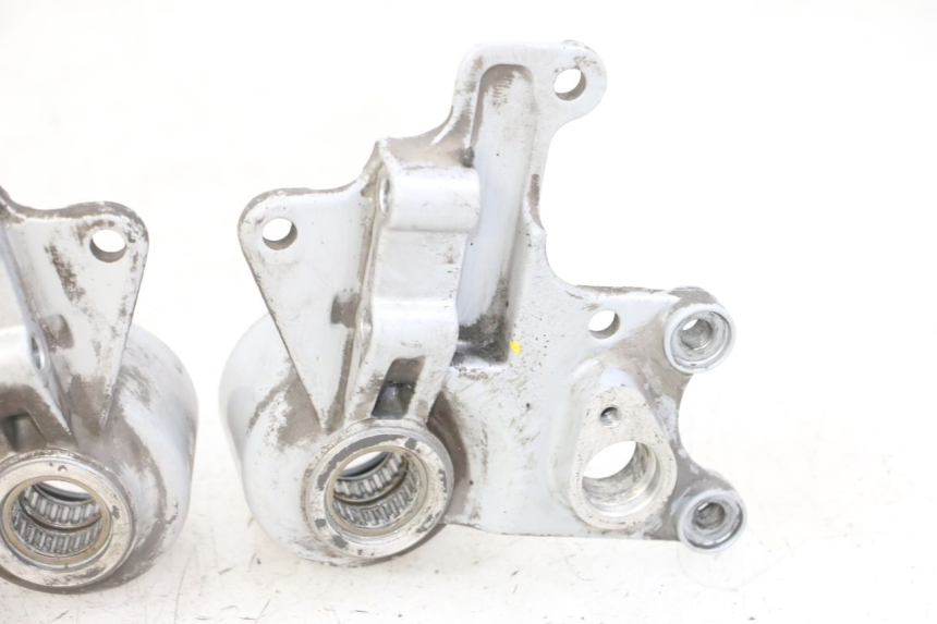 photo de HALTER BREMSZANGE VORNE PIAGGIO MP3 LT 400 (2007 - 2012)