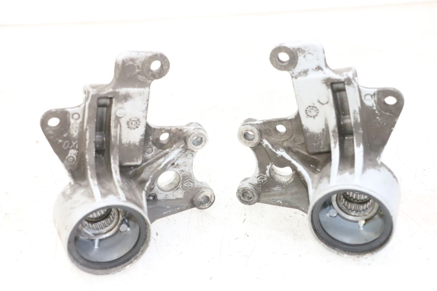 photo de HALTER BREMSZANGE VORNE PIAGGIO MP3 LT 400 (2007 - 2012)